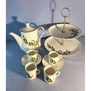 Christmas Tea Coffee Cookie Set Pot Cup & Saucers & 2 Tier Japan MOGI Gold Trim